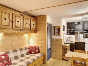 Spacieux 2 pièces rénové, skis aux pieds, 4 pers, Les Menuires, 30m², Wi-Fi, parking - FR-1-178-126